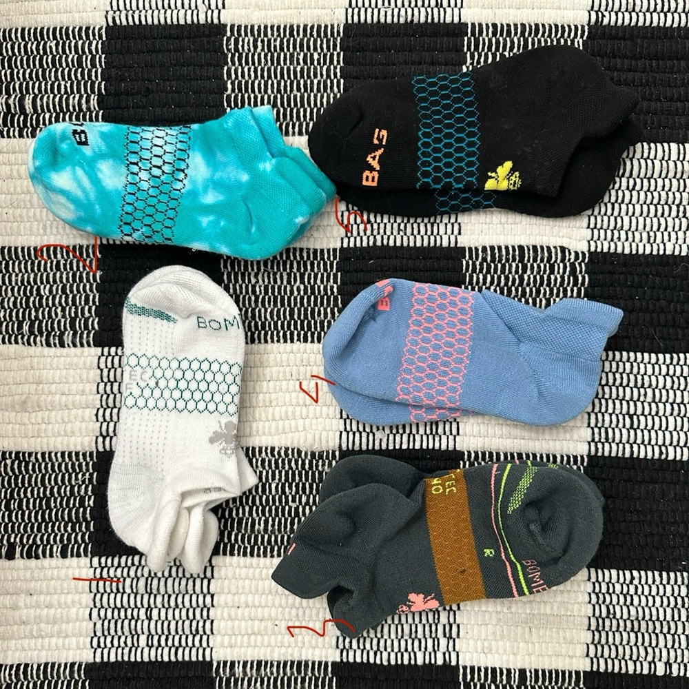 Nwot bombas running socks size sm